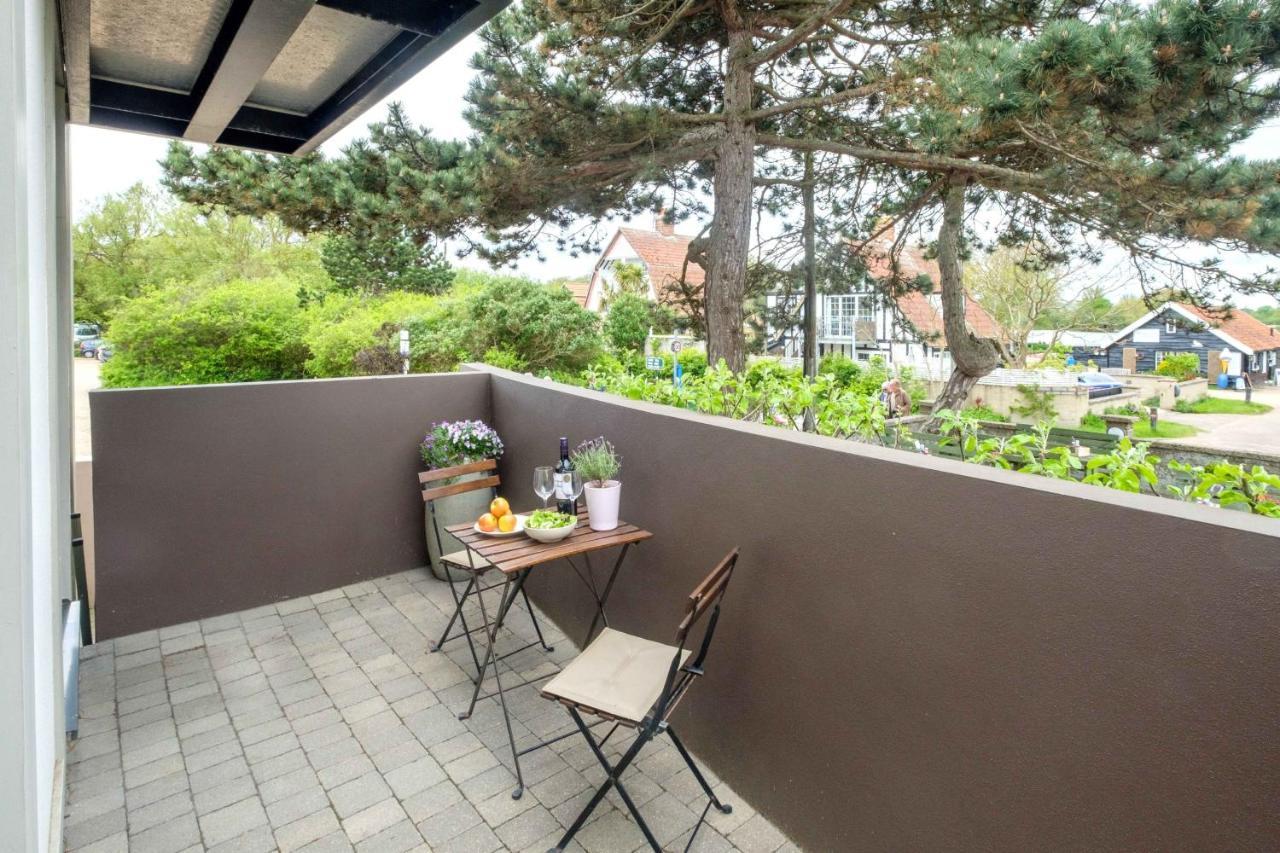 Regatta - A Lakeview Apartment In Thorpeness - Aldeburgh Coastal Cottages Extérieur photo